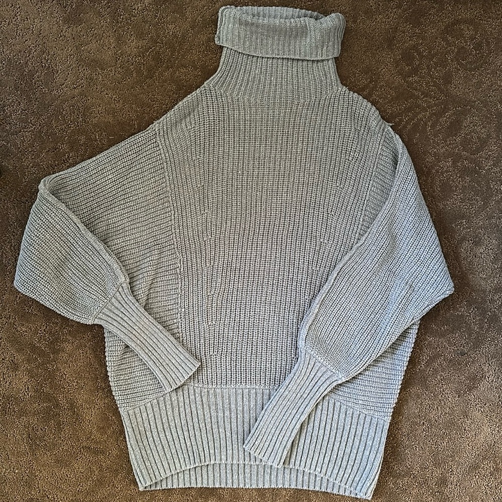 Free People oversized sweater gray